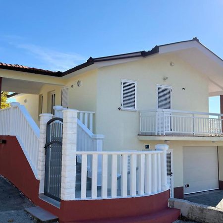 Home Coric Posusje Bagian luar foto